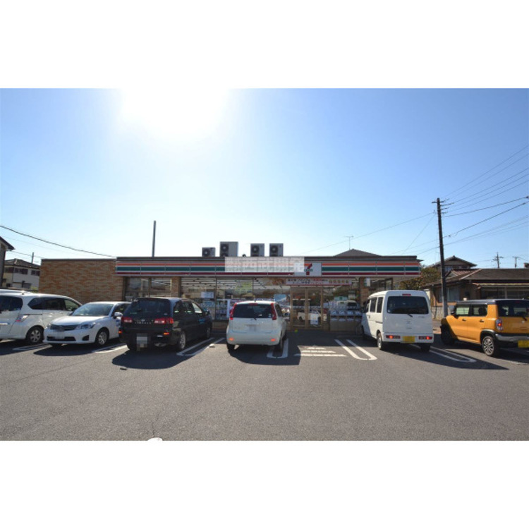 周辺 セブンイレブン川越笠幡店(約760m)