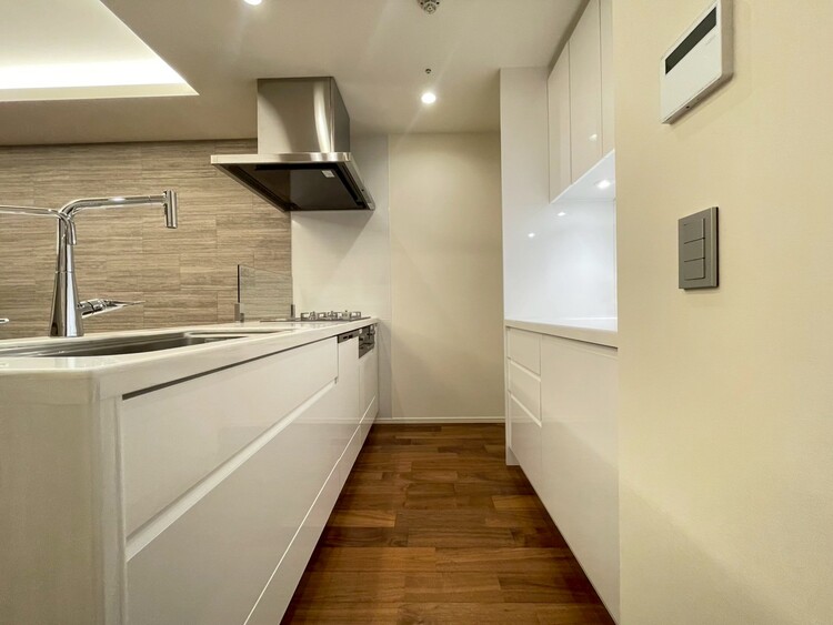 その他 開放感のあるキッチンスペース。調理をしながら、会話も弾みそうですね。