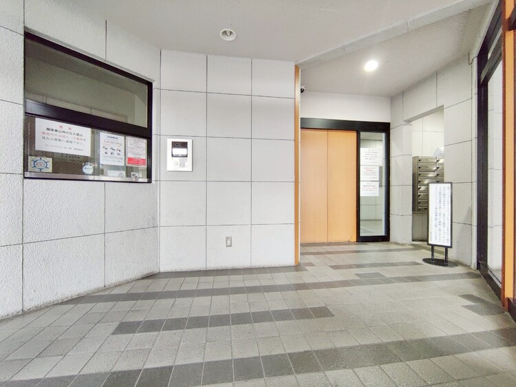 エントランス エントランスは、毎日の行き帰りで使う大事な空間です。