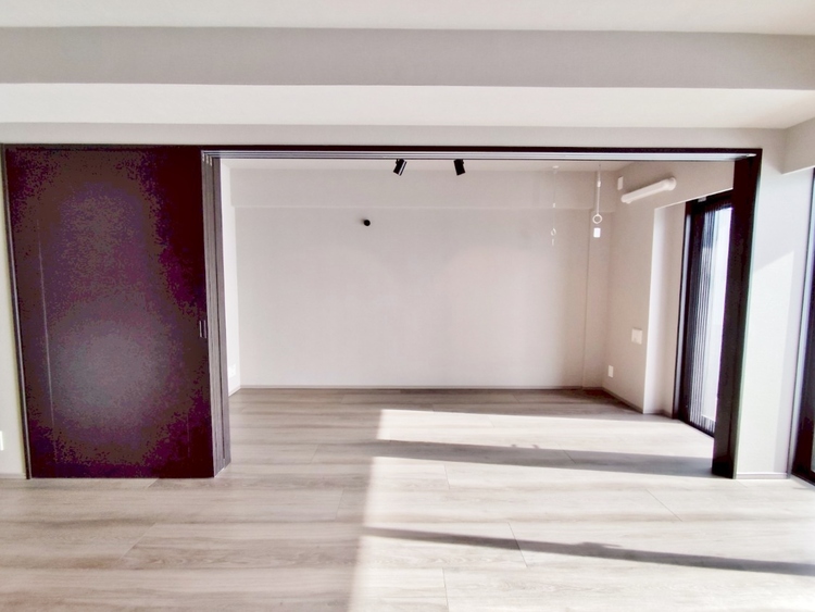 居間 豊かな居住性と、安心感を満たすクオリティが見事に調和した住空間。