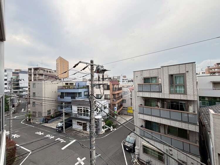 その他 眺望や窓からの景色が良いと、家で過ごす時間も快適です。