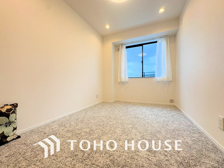 内装 1日の疲れを癒し、心地よく寛げるようゆったりとした広さをしています