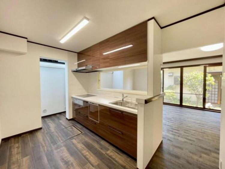 キッチン 閉塞感のないキッチンでのびのびとお料理が楽しめます 