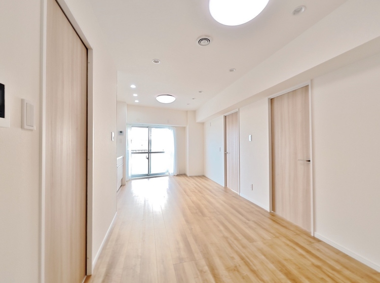 居間 過ごす時間が、たくさんの思い出として紡がれていく場所。