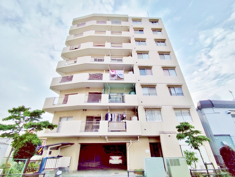 外観 資料には掲載していない情報が、現地にはたくさんあります。是非一度、現地をご確認ください。