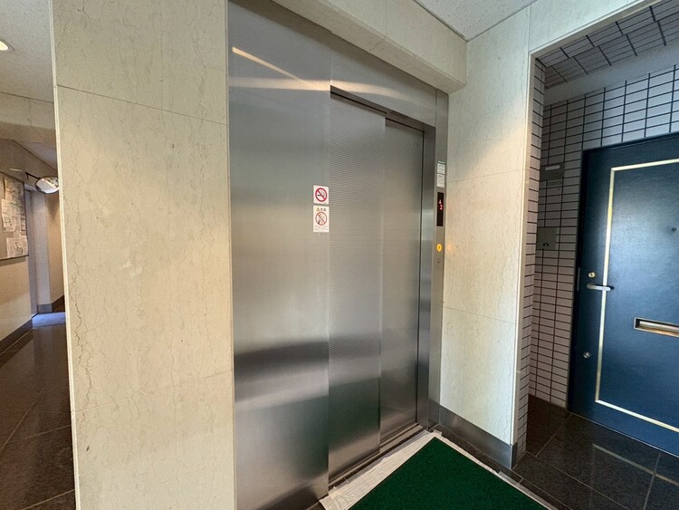 その他 エレベーター完備のため荷物が多くなっても安心。