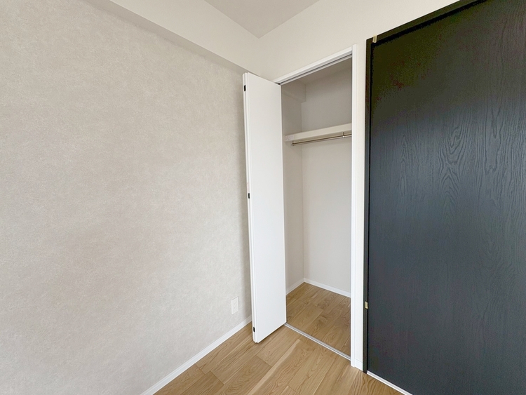 その他 家電やスーツケース、ストック品など何でも片付く嬉しい空間です。