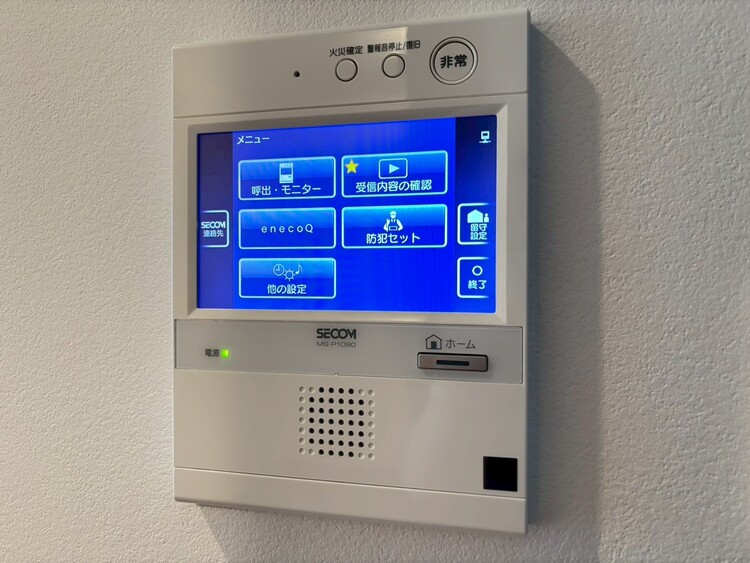 その他 誰が来てもわかる様にモニター付きインターホンを設置。