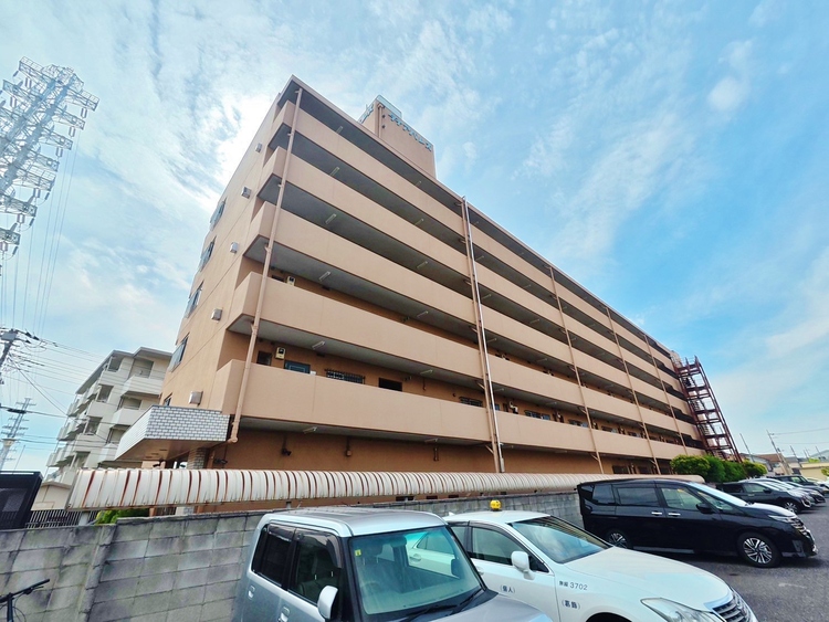 外観 資料には掲載していない情報が、現地にはたくさんあります。是非一度、現地をご確認ください。