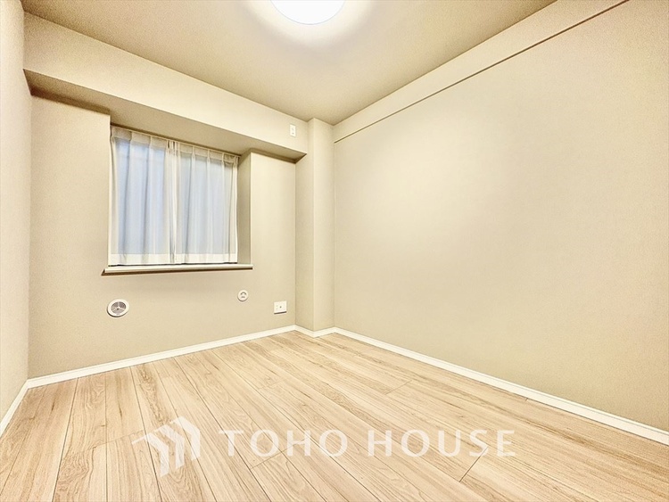 内装 光に包まれるように設計された空間。太陽の光が爽やかな目覚めを誘う。きっと今日も素敵な1日に。