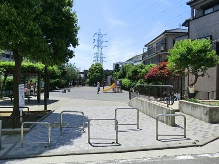 周辺 松見町四丁目公園　170ｍ