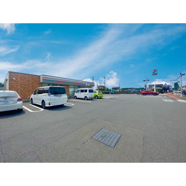 周辺 セブンイレブン(約725m)