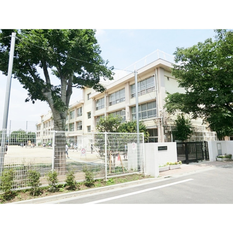 周辺 練馬区立関町小学校(約190m)