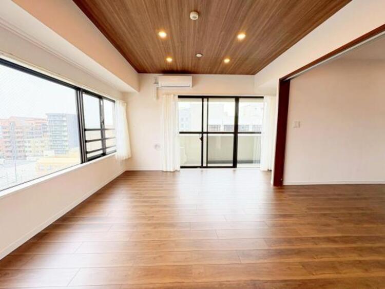 居間 【2025年6月撮影】