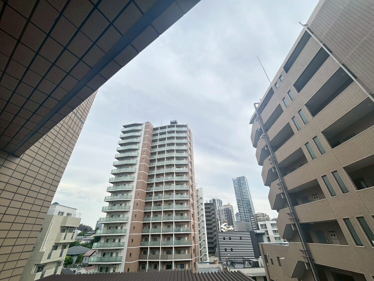 その他 眺望や窓からの景色が良いと、家で過ごす時間も快適です。