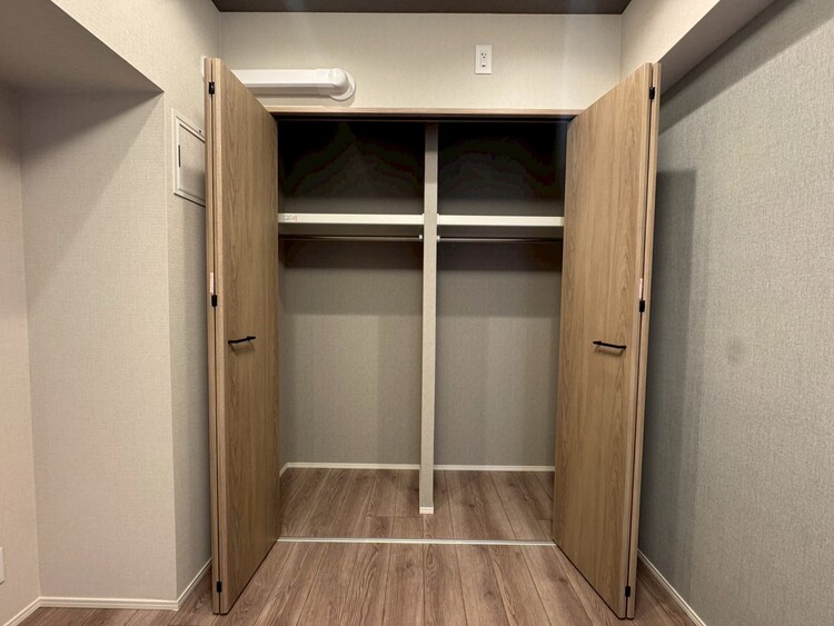 その他 収納スペースが付いていて、お部屋を広く使っていただけます。