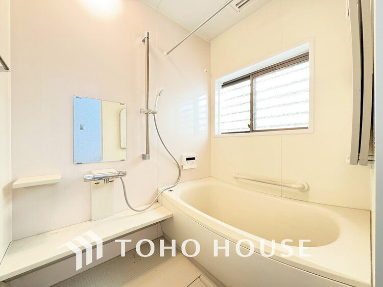 トイレ トイレには快適な温水洗浄便座付