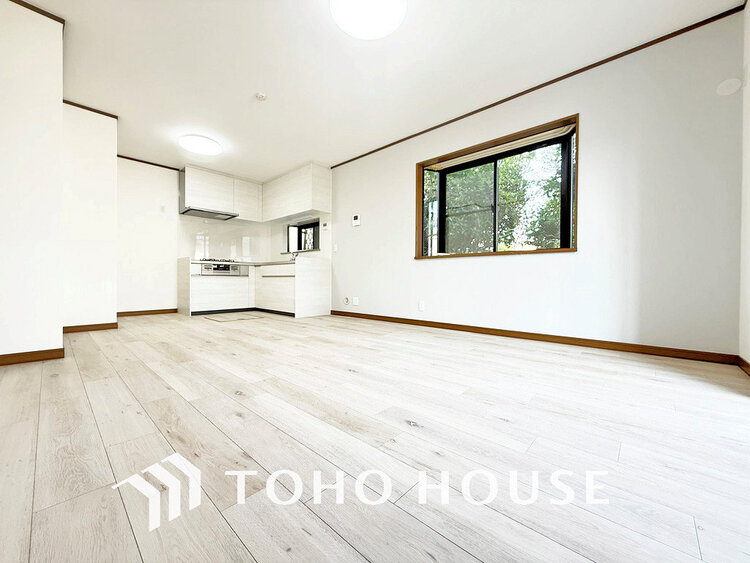 内装 ゆったりとくつろげる上質なリビングダイニングは、あなたの暮らしに価値のある時間を演出してくれます