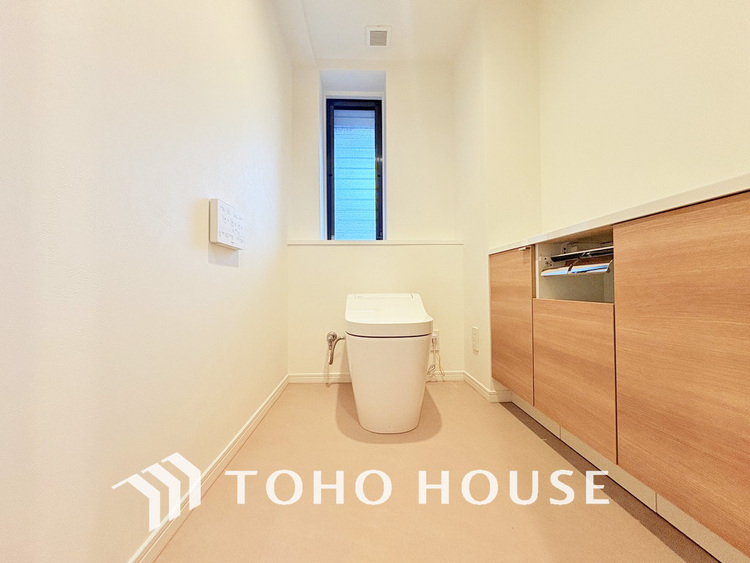 トイレ トイレには快適な温水洗浄便座付