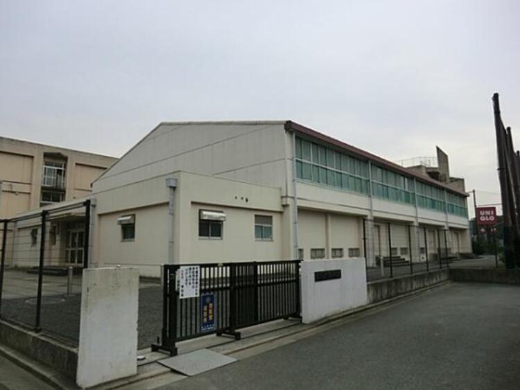 周辺 横浜市立下瀬谷中学校まで約1480m