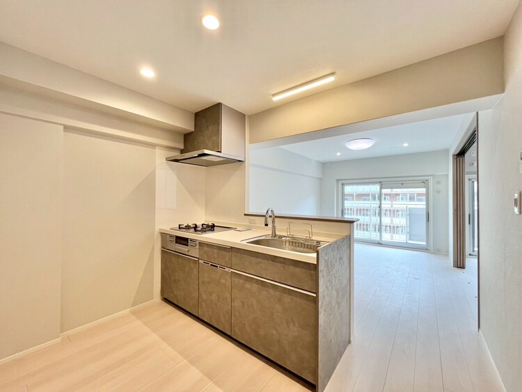 キッチン 洗練されたスタイリッシュなデザイン性と使いやすさを備えた仕様。