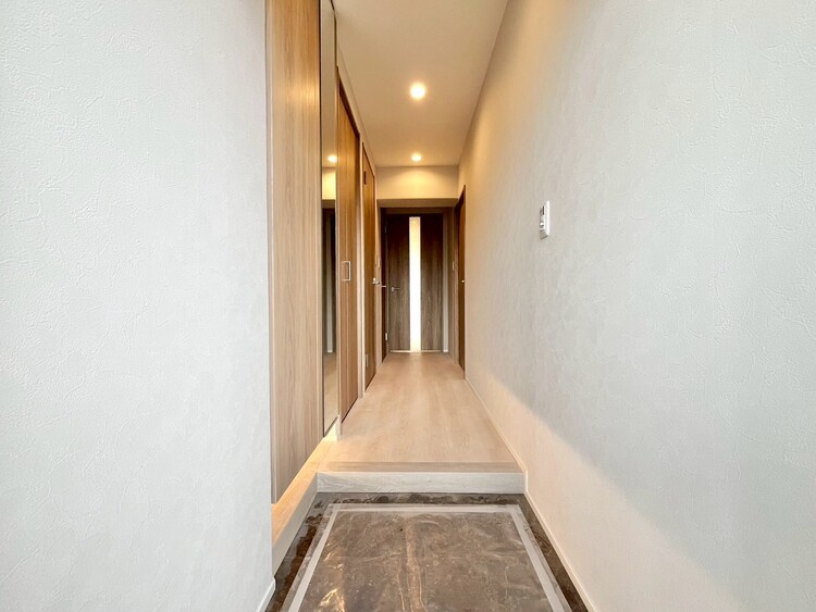 玄関 シューズボックスを完備した玄関です。