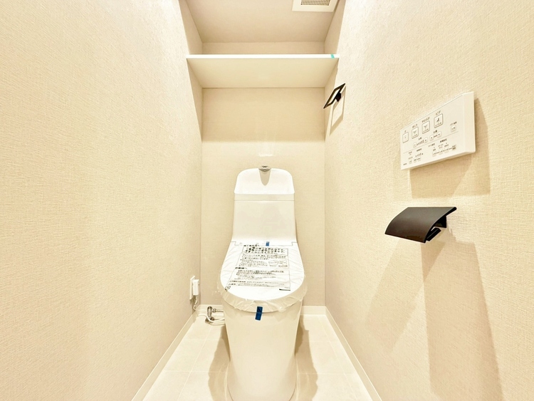 トイレ 暮らしの中のさりげないひとときの快適さにも、こだわりを、持って設備を配しております。