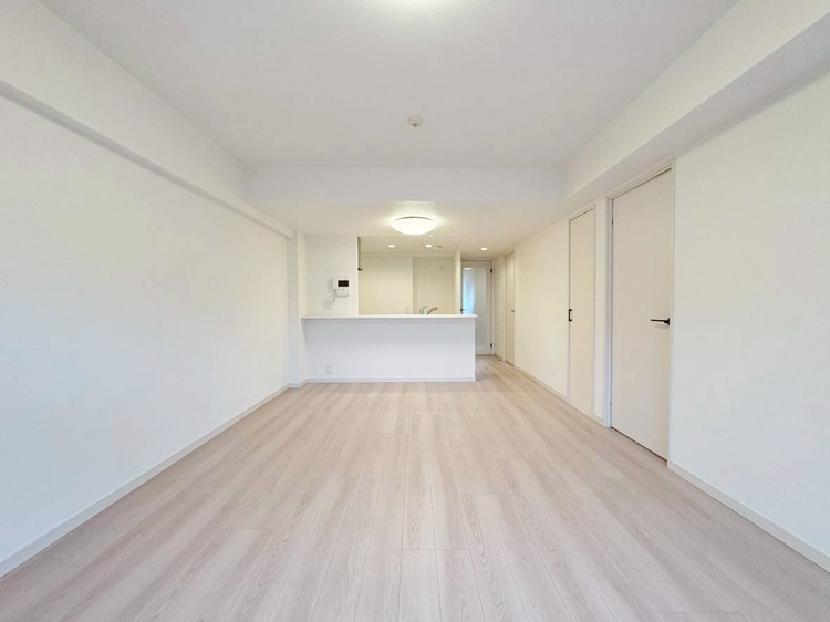 居間 豊かな居住性と、安心感を満たすクオリティが見事に調和した住空間。