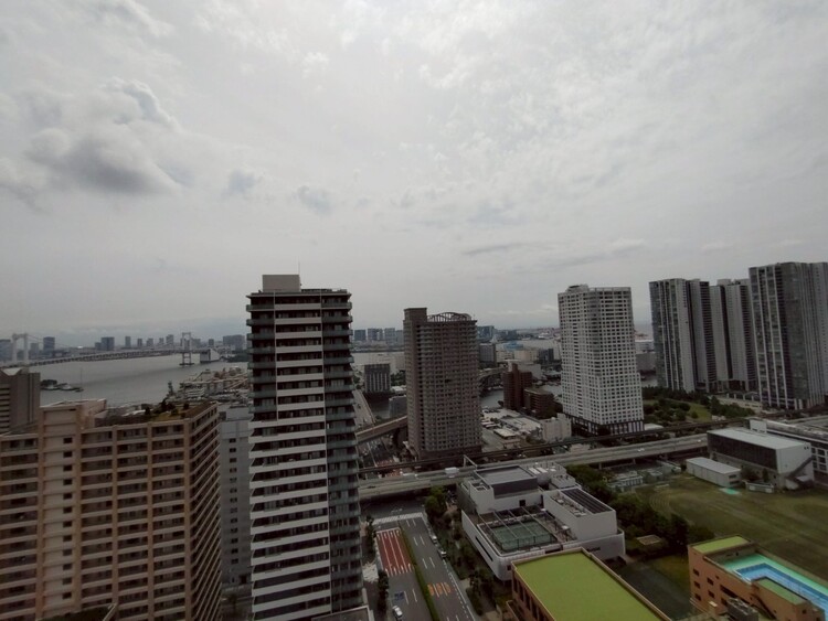 その他 眺望や窓からの景色が良いと、家で過ごす時間も快適です。