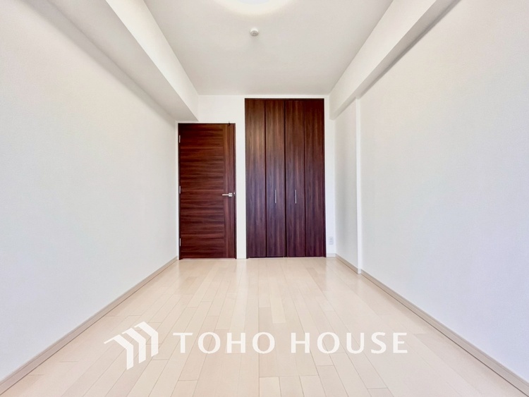 内装 【PRIVATE ROOM】◆属毛離裏◆子は父を手本とし、母に愛育されて成長する。家族の深い繋がり。いつまでも大切にしたい。