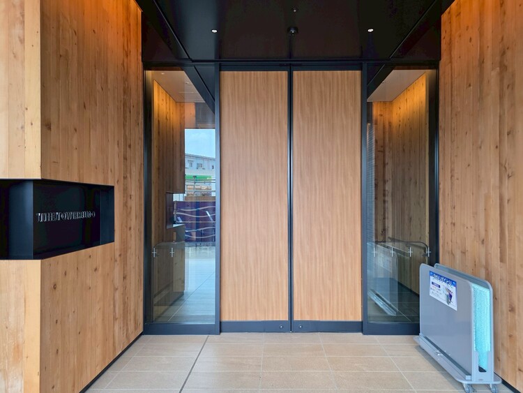 エントランス 外と内をつなぐエントランスは、まさに顔となる場所。