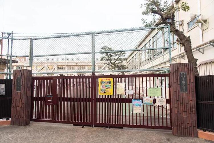 周辺 北区立王子第五小学校