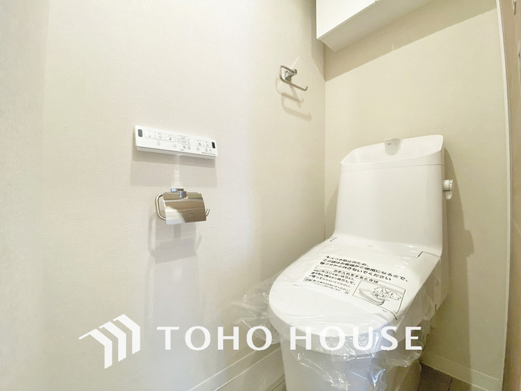 トイレ トイレには快適な温水洗浄便座付