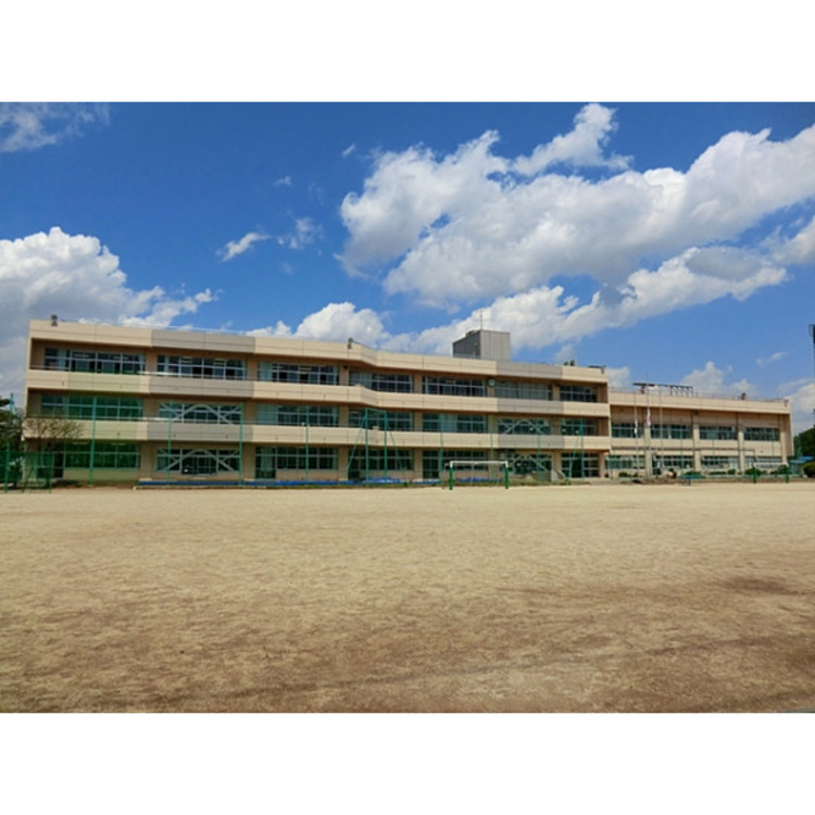 周辺 石神小学校(約1120m)