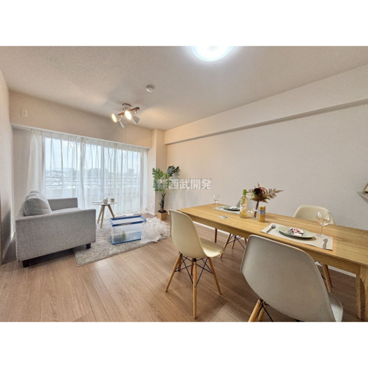 居間 令和7年8月28日撮影