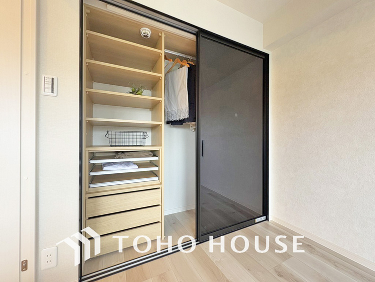 収納 収納スペースを完備、荷物が多い方でも安心の収納力