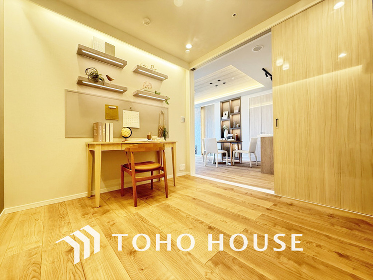 内装 シンプルですっきりとした室内は飽きのこない居心地の良い雰囲気