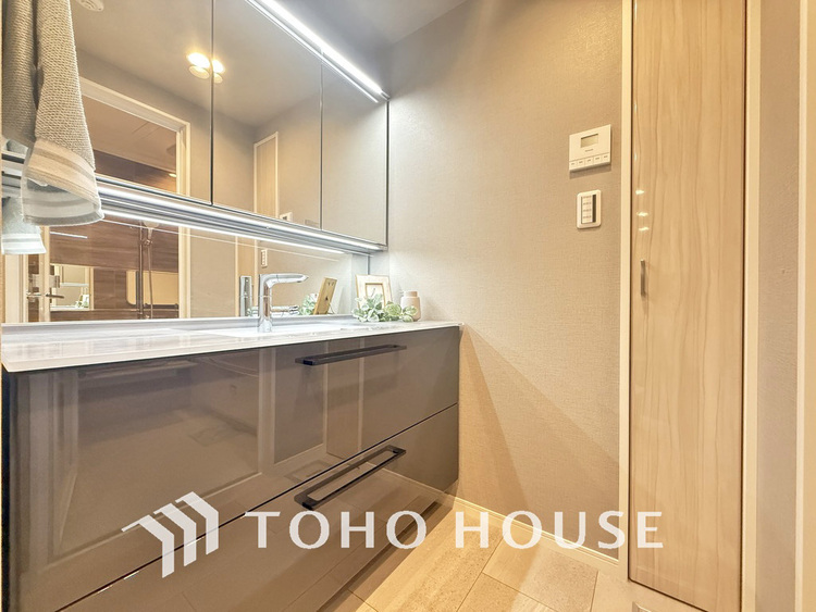 洗面 清潔感のある脱衣場