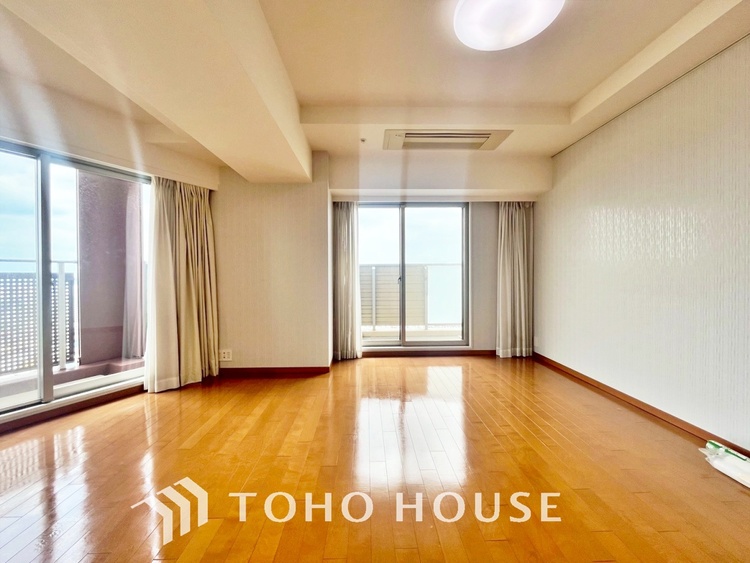 内装 現在改装中◆煌びやか◆愛おしい家族との団欒の時間をより一層幸せなものに感じさせる煌びやかなLDK。輝かしい毎日が待っています。