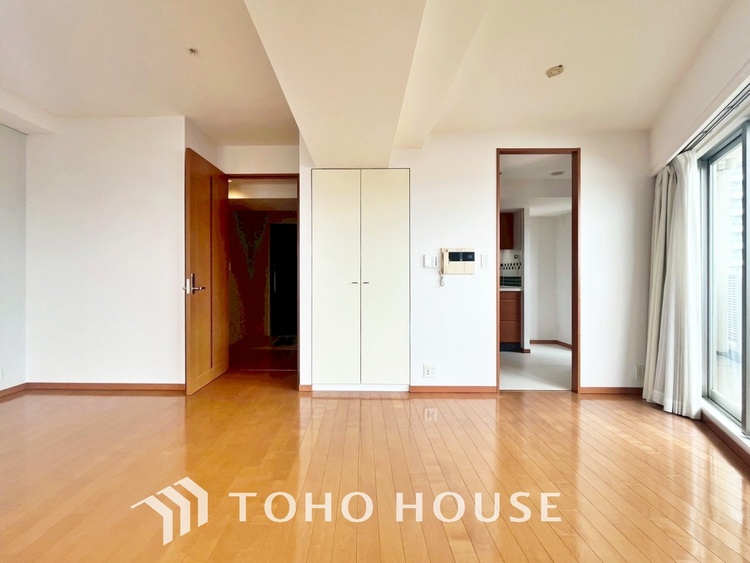 内装 現在改装中◆住む喜び、楽しさ、感動◆を君と共有したい。いつまでもずっと家族を見渡せるこの広い空間で。