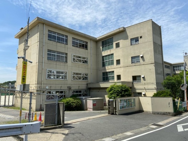 周辺 松戸市立第三中学校