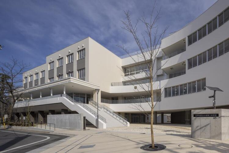 周辺 江戸川区立小岩第二中学校