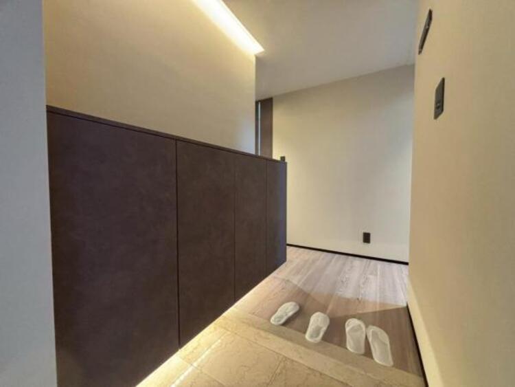 その他 高いデザイン性を持つ玄関は、安らぎに満ちた生活空間を予感させてくれます。