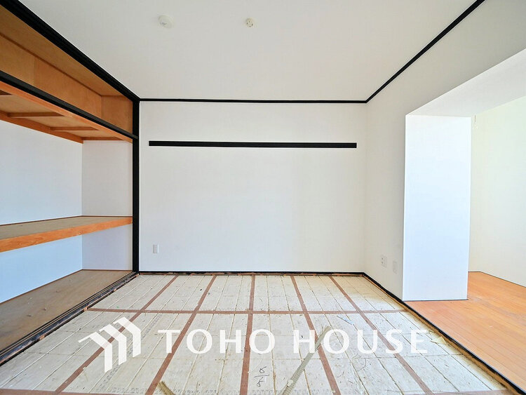 内装 家具の配置のし易い室内です。趣味の部屋としても充分な広さです