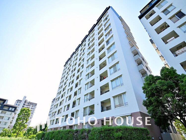 外観 〜南東向きにつき陽当り良好〜リフォーム済み2LDKマンション〜