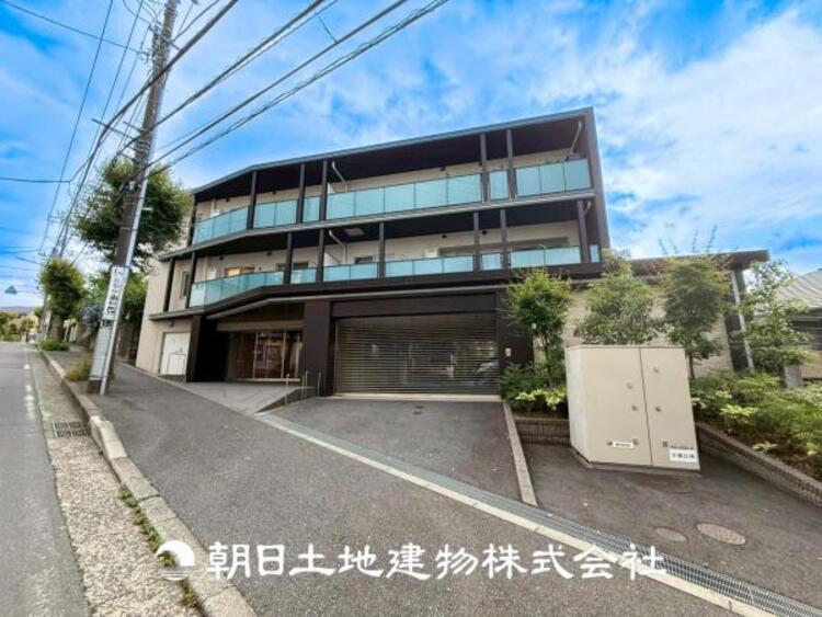 外観 【外観写真】その家から感じられる、気品・上質・重厚感・極細やかさ、そのすべては見た者に安らぎを与える特別な空間です。ここに住むからこそ意味がある。すべての（始まり）をここから迎えましょう。
