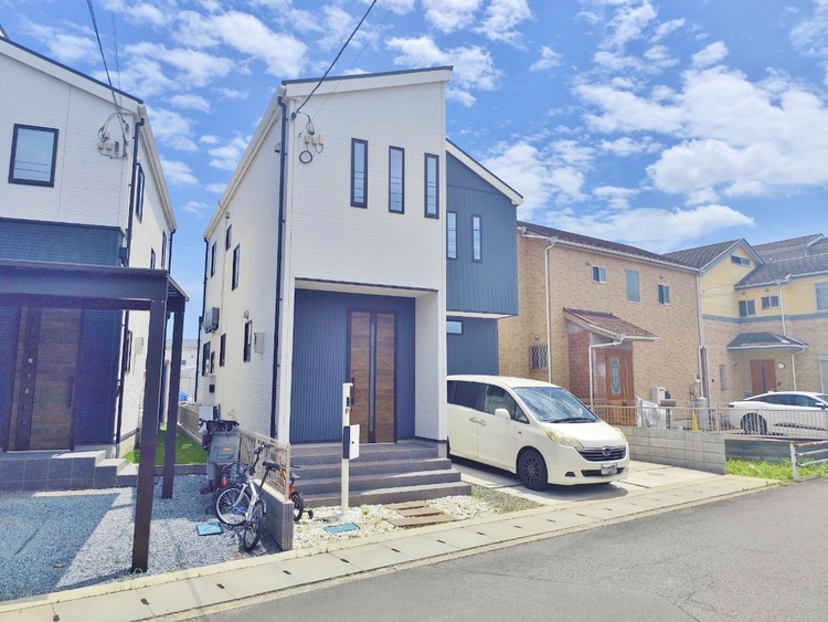 外観 ライフプランニングからローンまで、一貫してご説明させていただきます。お気軽にお問い合わせくださいませ。