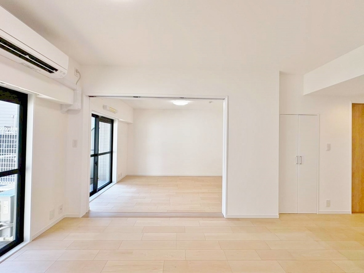 居間 「空間が織り成すひとつ先の住み心地」を演出します。