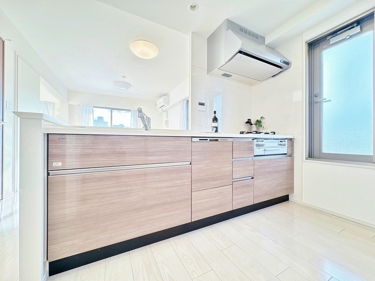 キッチン 洗練されたスタイリッシュなデザイン性と使いやすさを備えた仕様。