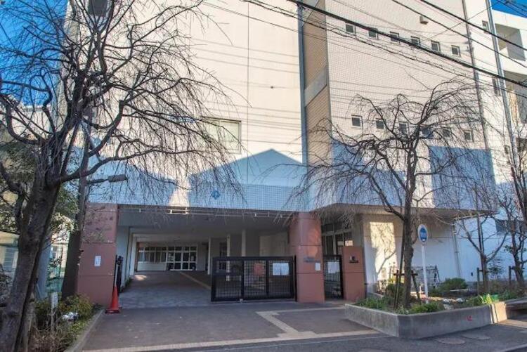 周辺 足立区立千寿桜堤中学校
